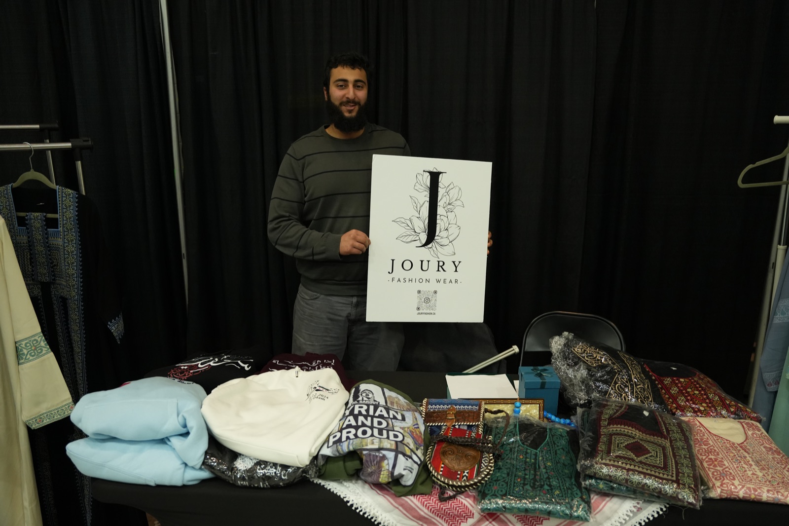Fashion vendor with branding